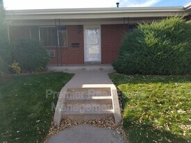 4477 E Jewell Ave in Denver, CO - Building Photo