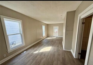 146 S Irwin St in Dayton, OH - Building Photo - Building Photo