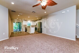 901 Pearly Ridge Ln in Lakeland, FL - Building Photo - Building Photo