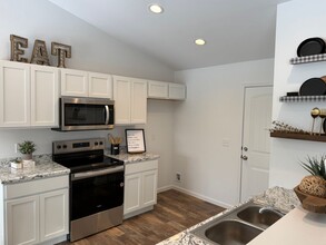 172 Bombadill Blvd in Wright City, MO - Building Photo - Building Photo