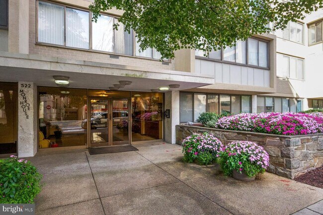 property at 522 21st St NW
