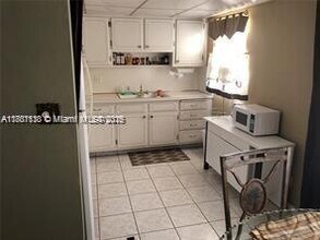 2031 Dewey St in Hollywood, FL - Building Photo - Building Photo