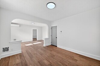 5803 S Kingshighway Blvd in St. Louis, MO - Foto de edificio - Building Photo