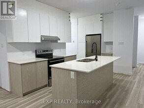 1371 Louis Ln in Ottawa, ON - Building Photo - Building Photo