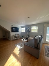 417 Princeton Way NE in Atlanta, GA - Foto de edificio - Building Photo