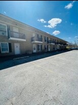 100 Carter Dr in Princeton, WV - Building Photo