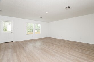 2919 Ruby Crossing in San Antonio, TX - Foto de edificio - Building Photo