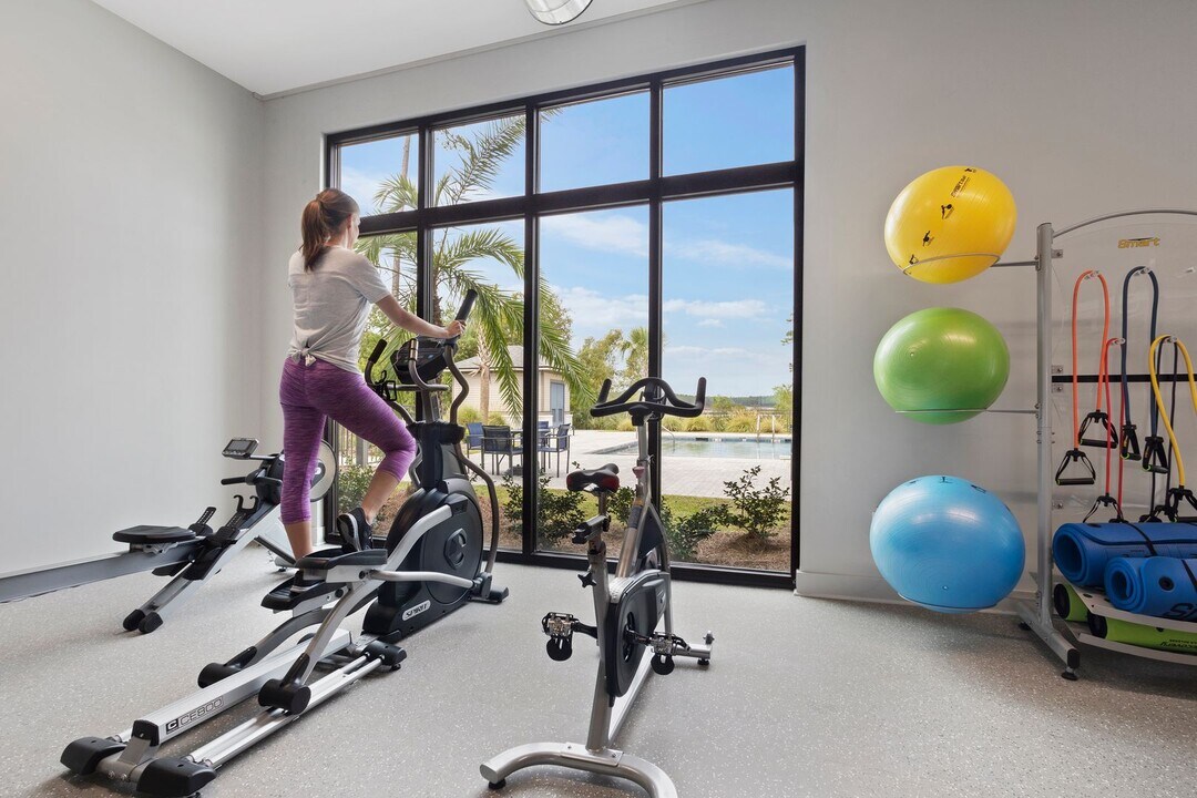 2501 Bienville Blvd in Ocean Springs, MS - Foto de edificio