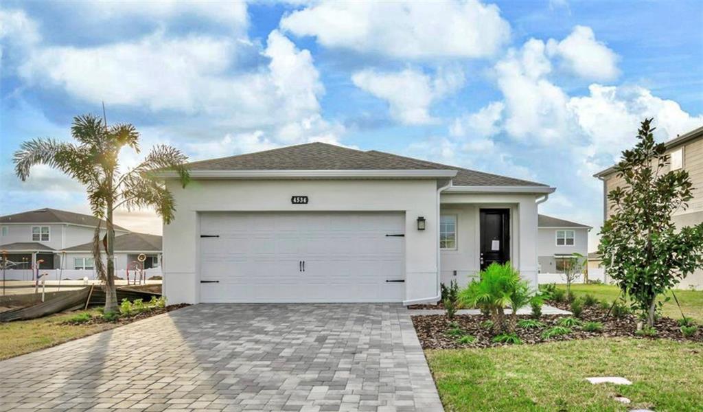 4534 Arden Wy in Lakewood Ranch, FL - Building Photo