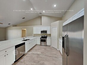 1911 Summit Oaks Cir in Minneola, FL - Foto de edificio - Building Photo