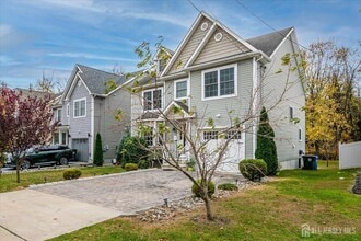 169 Metuchen Ave in Woodbridge Township, NJ - Building Photo - Building Photo