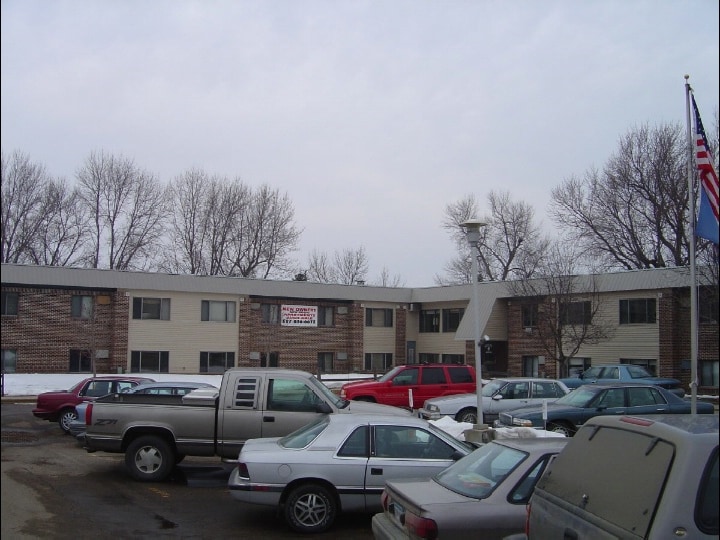 Southgate Apartments in Slayton, MN - Building Photo