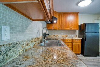 3875 Lower Honoapiilani Rd in Lahaina, HI - Building Photo - Building Photo