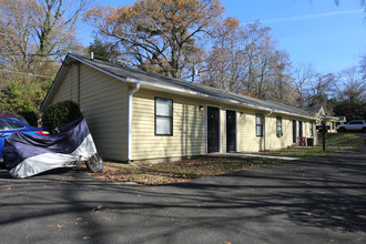 Victoria Garden Apartments in Marietta, GA - Building Photo - Building Photo