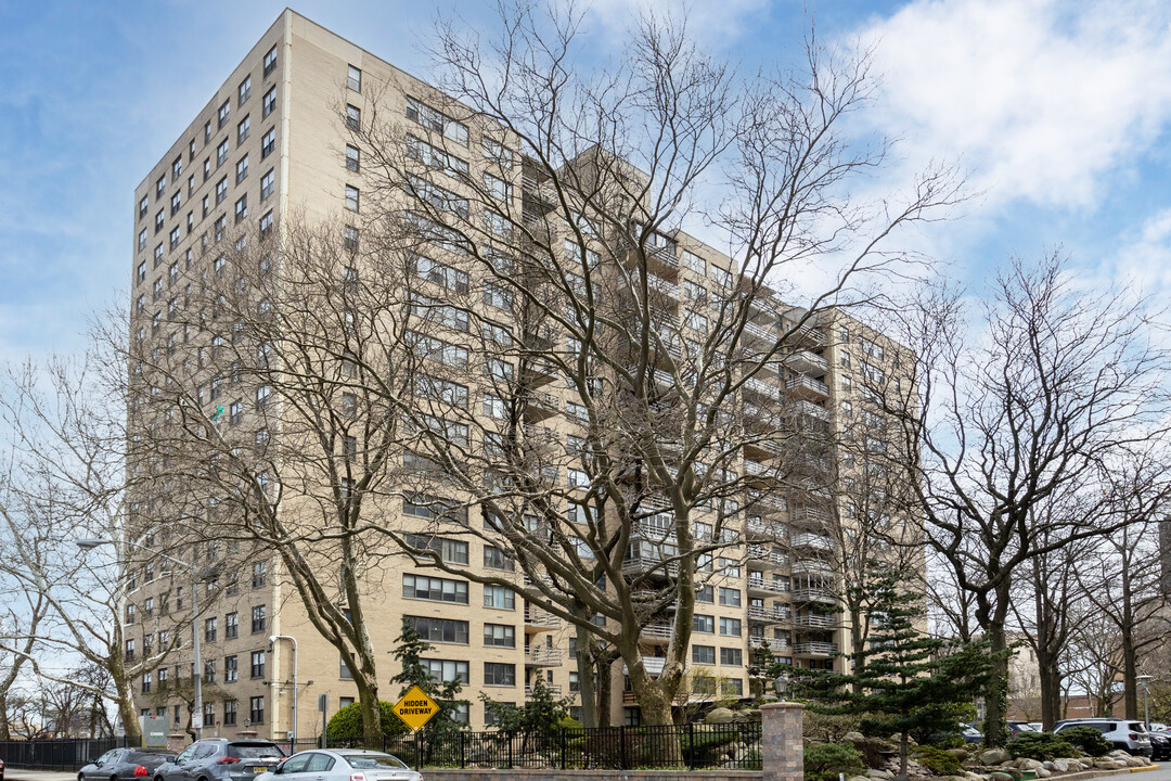 201 Saint Pauls Ave in Jersey City, NJ - Foto de edificio