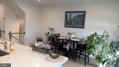 6 Union Way in Gloucester Township, NJ - Building Photo - Building Photo