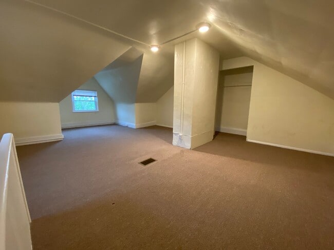 property at 5 Sterling St