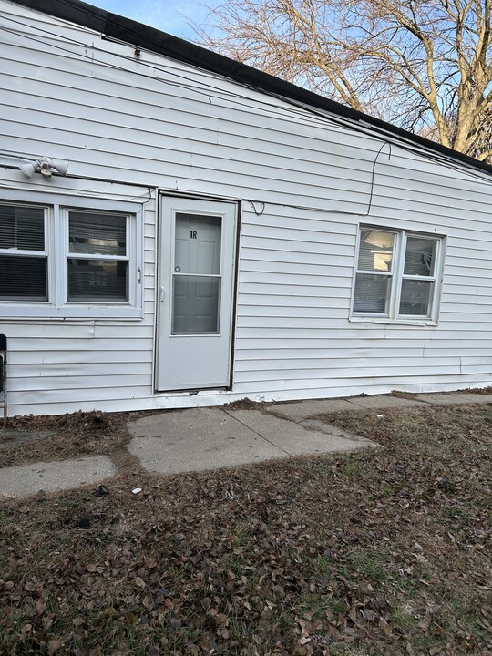 13449 S Baltimore, Unit 1st floor Rear apartment in Chicago, IL - Building Photo