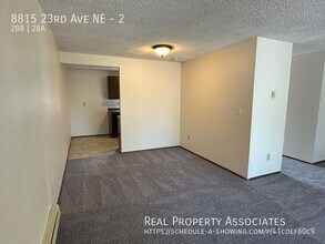 8815 23rd Ave NE in Seattle, WA - Building Photo - Building Photo