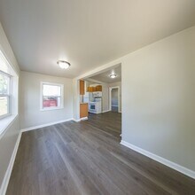 2709 Cornell St in Des Moines, IA - Building Photo - Building Photo