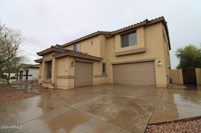 3951 E Ravenswood Dr in Gilbert, AZ - Building Photo - Building Photo