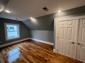 158 Morrison Ave, Unit 2 in Somerville, MA - Foto de edificio - Building Photo