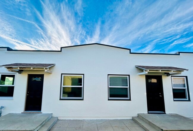 property at 1533 Freeman Ave