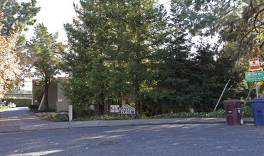 Alvarado Place in Walnut Creek, CA - Building Photo - Building Photo