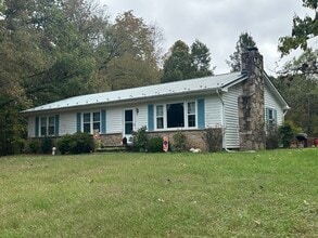 2838 Plank Rd in Dillwyn, VA - Building Photo - Building Photo