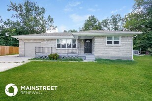 1712 Star Rest Dr in Louisville, KY - Building Photo