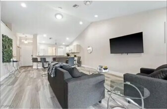 9351 Agate St in Port Charlotte, FL - Building Photo - Building Photo