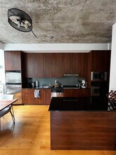 23-323 Brant St in Toronto, ON - Building Photo - Building Photo