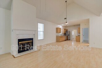 1227 Harbor River Dr in Memphis, TN - Building Photo - Building Photo