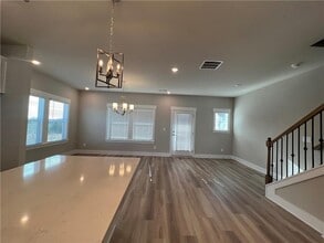 1061 Knoxboro Ln in Woodstock, GA - Building Photo - Building Photo