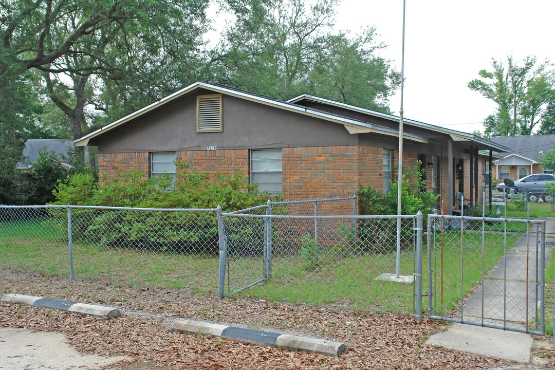 7137 Pearson Rd in Pensacola, FL - Building Photo