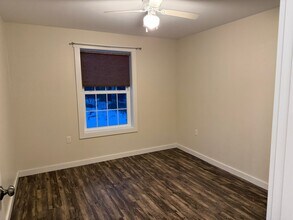 125 High St in Oakland, ME - Building Photo - Building Photo