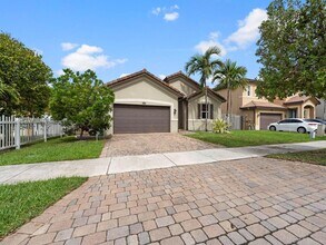 28302 SW 128th Path in Homestead, FL - Building Photo - Building Photo