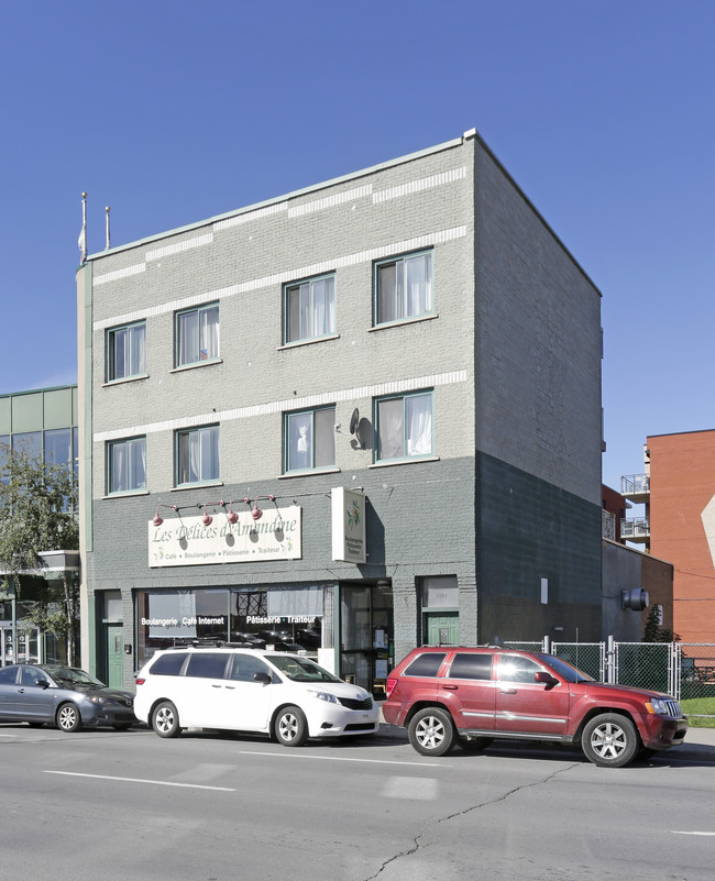 2179-2183 Sainte-Catherine Rue E