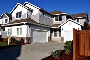 4418 S 220th St in Kent, WA - Building Photo