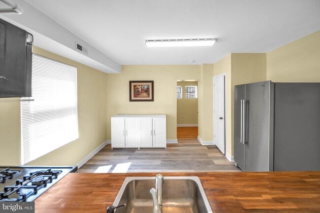 property at 2712 Sherman Ave NW