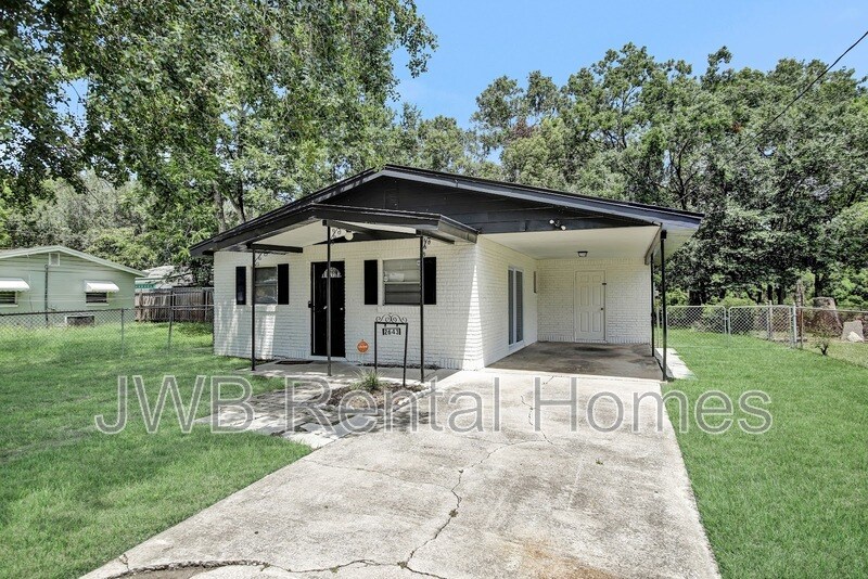 2643 Vernon St in Jacksonville, FL - Building Photo