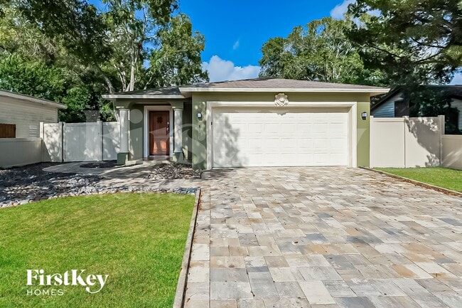 property at 5121 44th Ave N