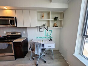 1047 Commonwealth Ave, Unit S6 in Boston, MA - Foto de edificio - Building Photo