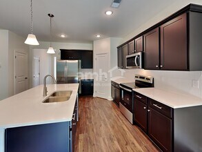 180 Pecan Dr in Dallas, GA - Building Photo - Building Photo