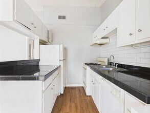 616 W 51st St in Austin, TX - Building Photo - Building Photo