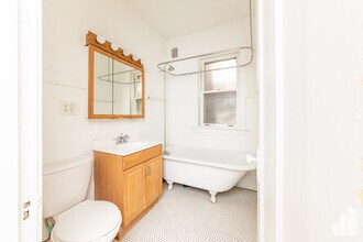 1706 W Balmoral Ave in Chicago, IL - Building Photo - Building Photo