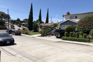 710 Stepney St in Inglewood, CA - Building Photo