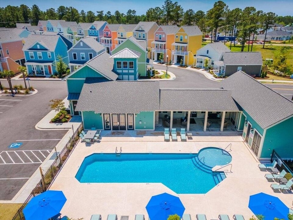 Isle Cottages in Myrtle Beach, SC - Foto de edificio