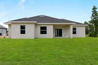 417 Western Ave S in Lehigh Acres, FL - Building Photo - Building Photo