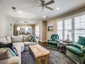 6614 Joyce Way in Dallas, TX - Building Photo - Building Photo